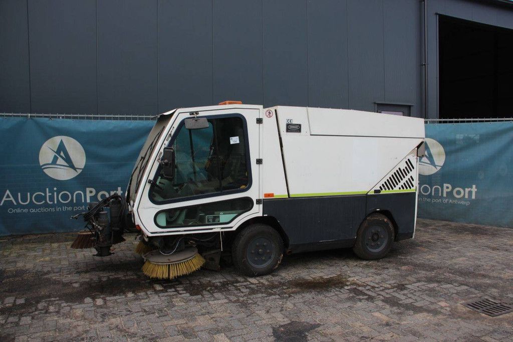 Tennant A60 Diesel-Kehrmaschine 2008