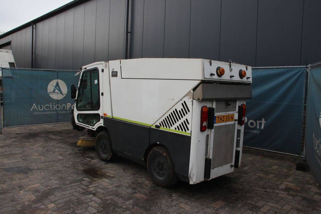 Tennant A60 Diesel-Kehrmaschine 2008