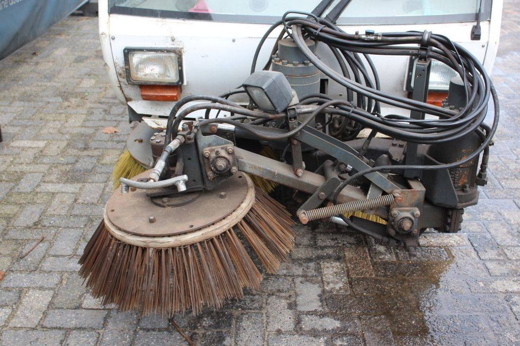 Tennant A60 Diesel-Kehrmaschine 2008