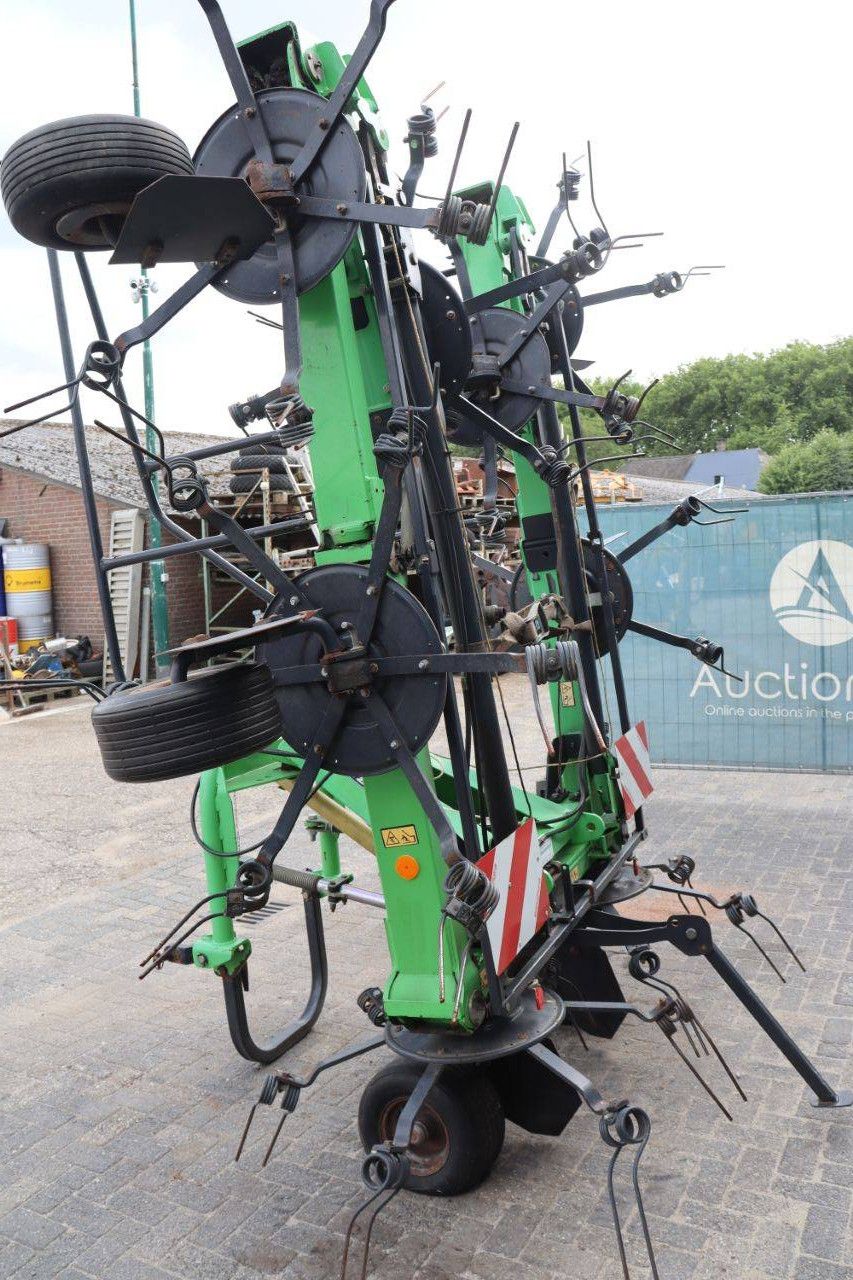 Hay tedder Deutz Fahr CondiMaster 9021