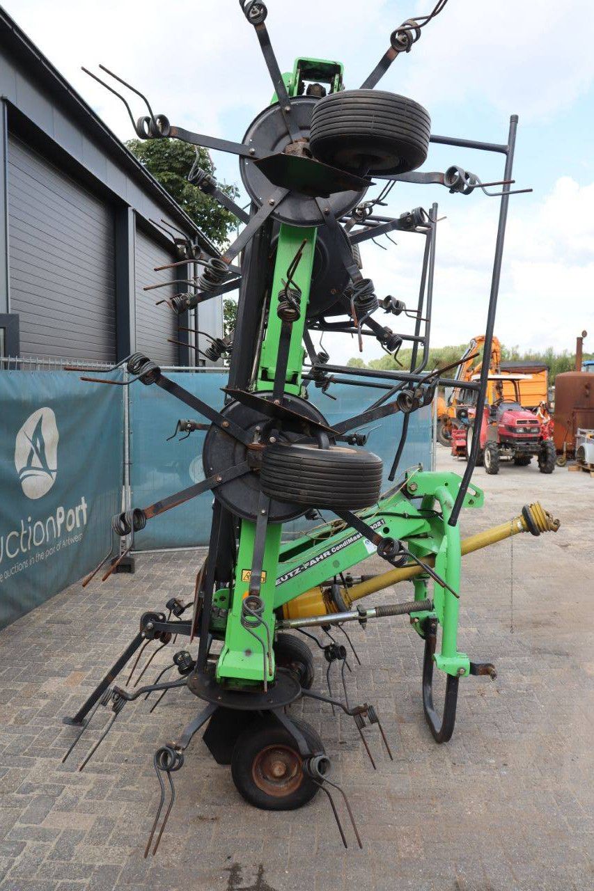 Hay tedder Deutz Fahr CondiMaster 9021