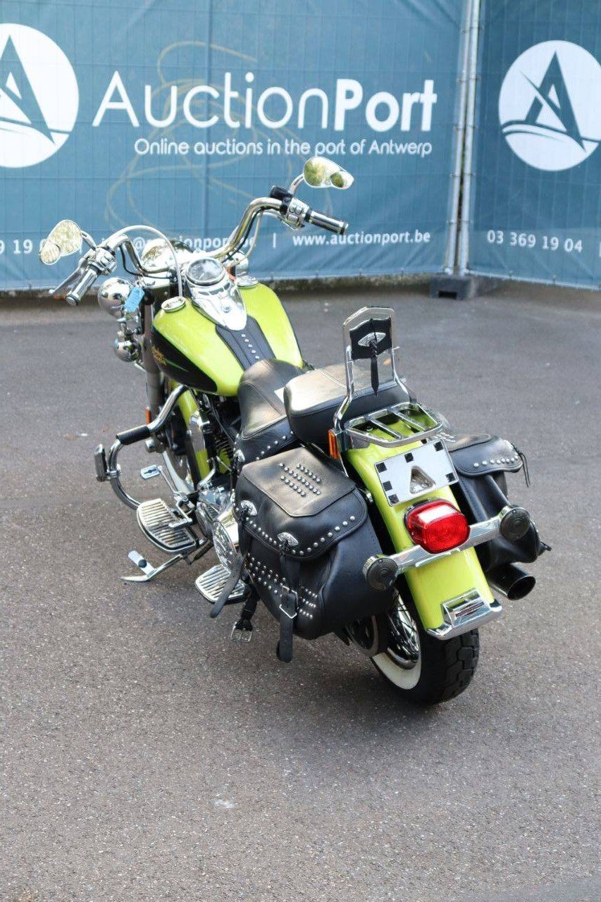 Harley-Davidson Heritage Softail Classic Gasoline 2011