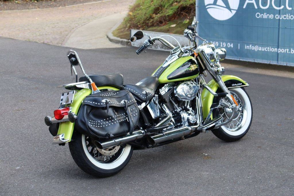 Harley-Davidson Heritage Softail Classic Gasoline 2011