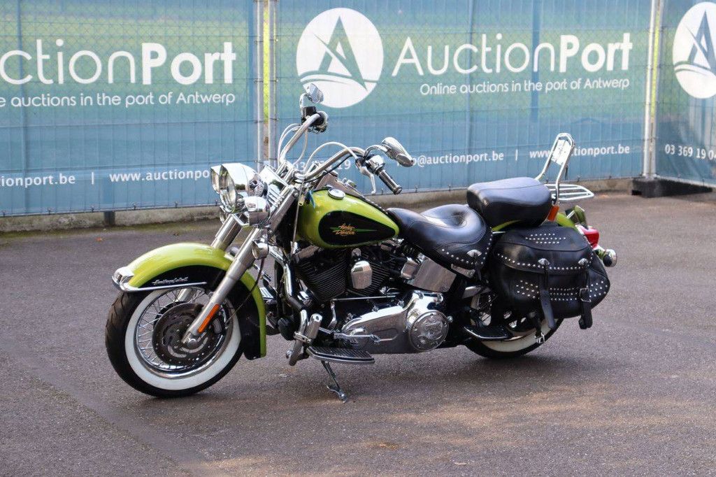 Harley-Davidson Heritage Softail Classic Gasoline 2011