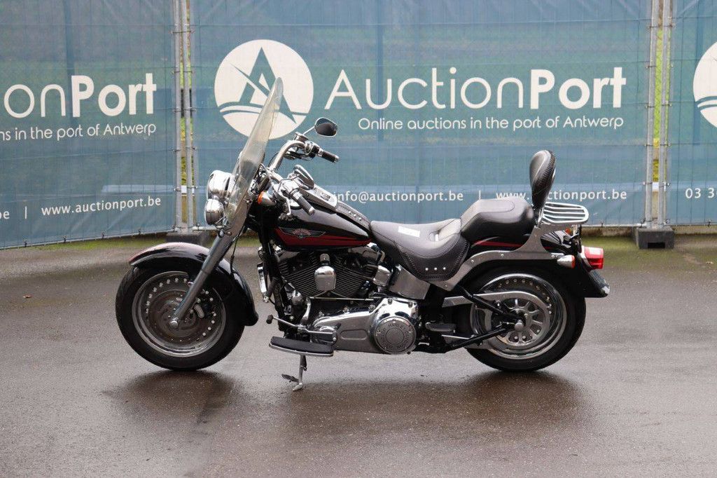 Motorrad Harley Davidson Fat Boy Benzin 2009