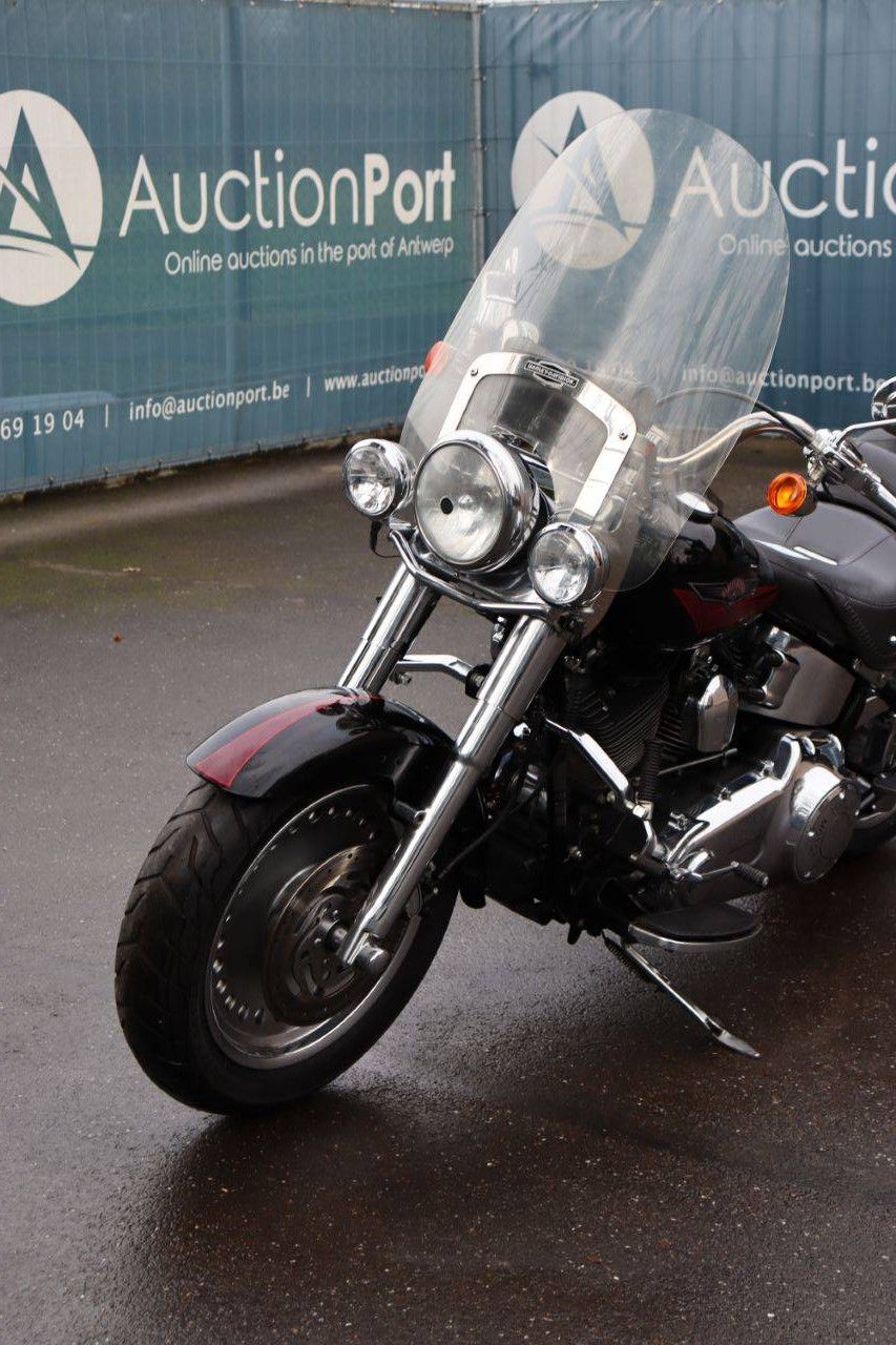 Motorrad Harley Davidson Fat Boy Benzin 2009