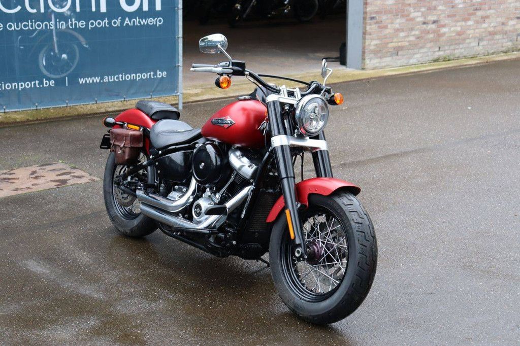 Motorrad Harley Davidson Softail SLM Benzin 2021