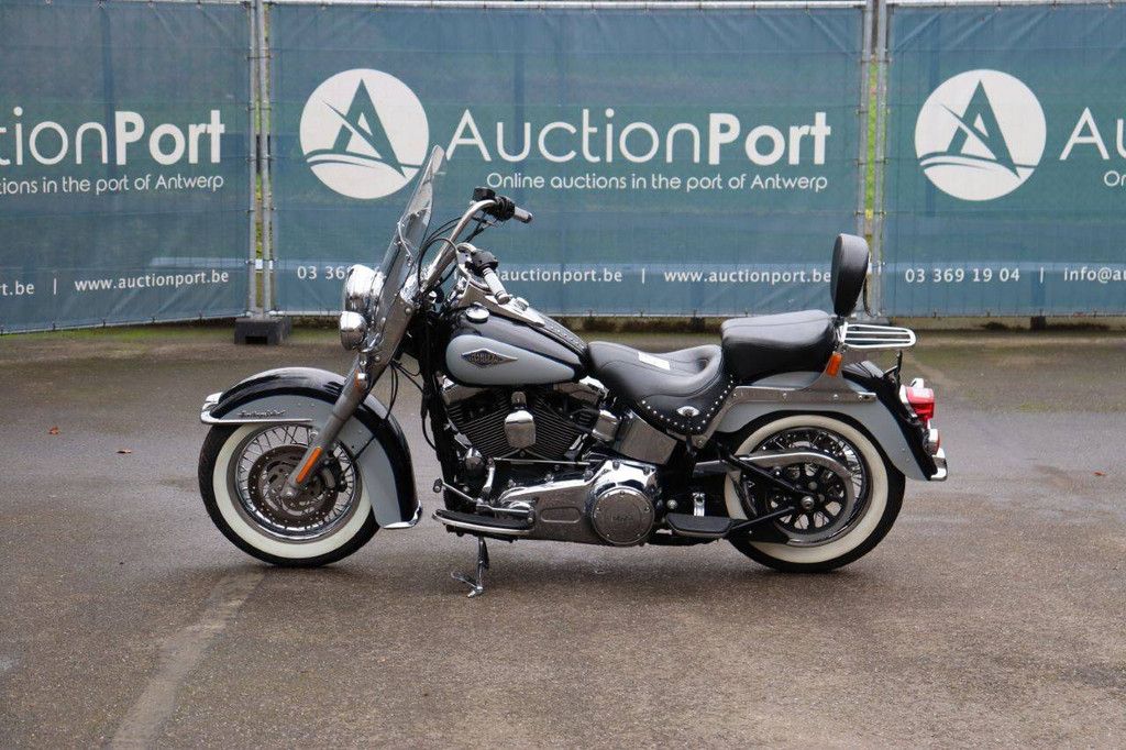 Motorrad Harley Davidson Heritage Softail Classic Benzin 2012