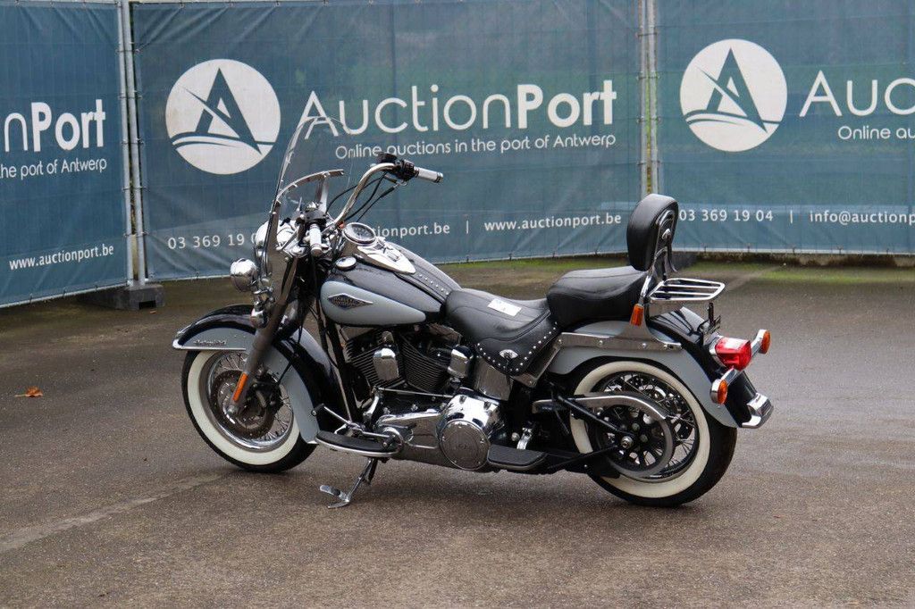 Motorrad Harley Davidson Heritage Softail Classic Benzin 2012