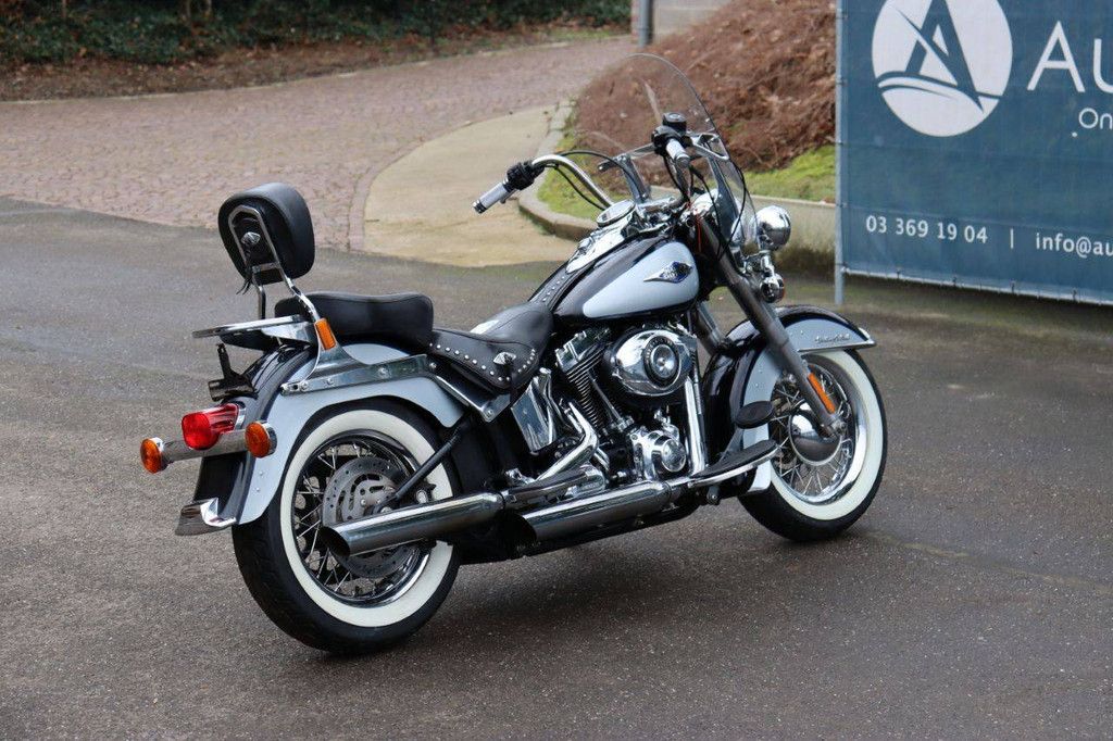Motorrad Harley Davidson Heritage Softail Classic Benzin 2012