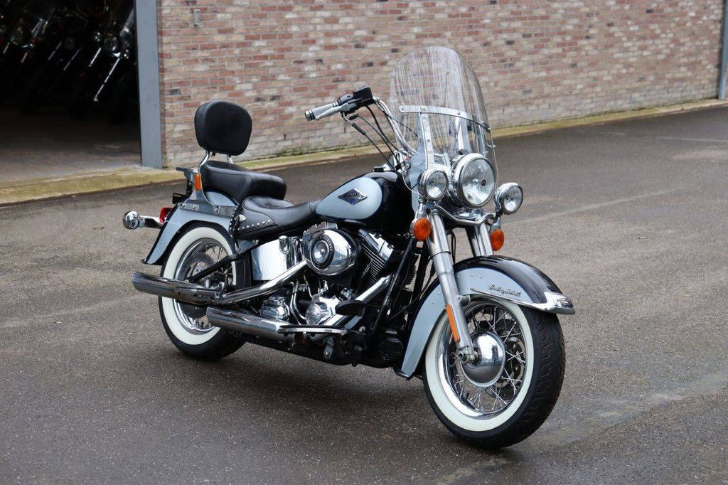 Motorrad Harley Davidson Heritage Softail Classic Benzin 2012