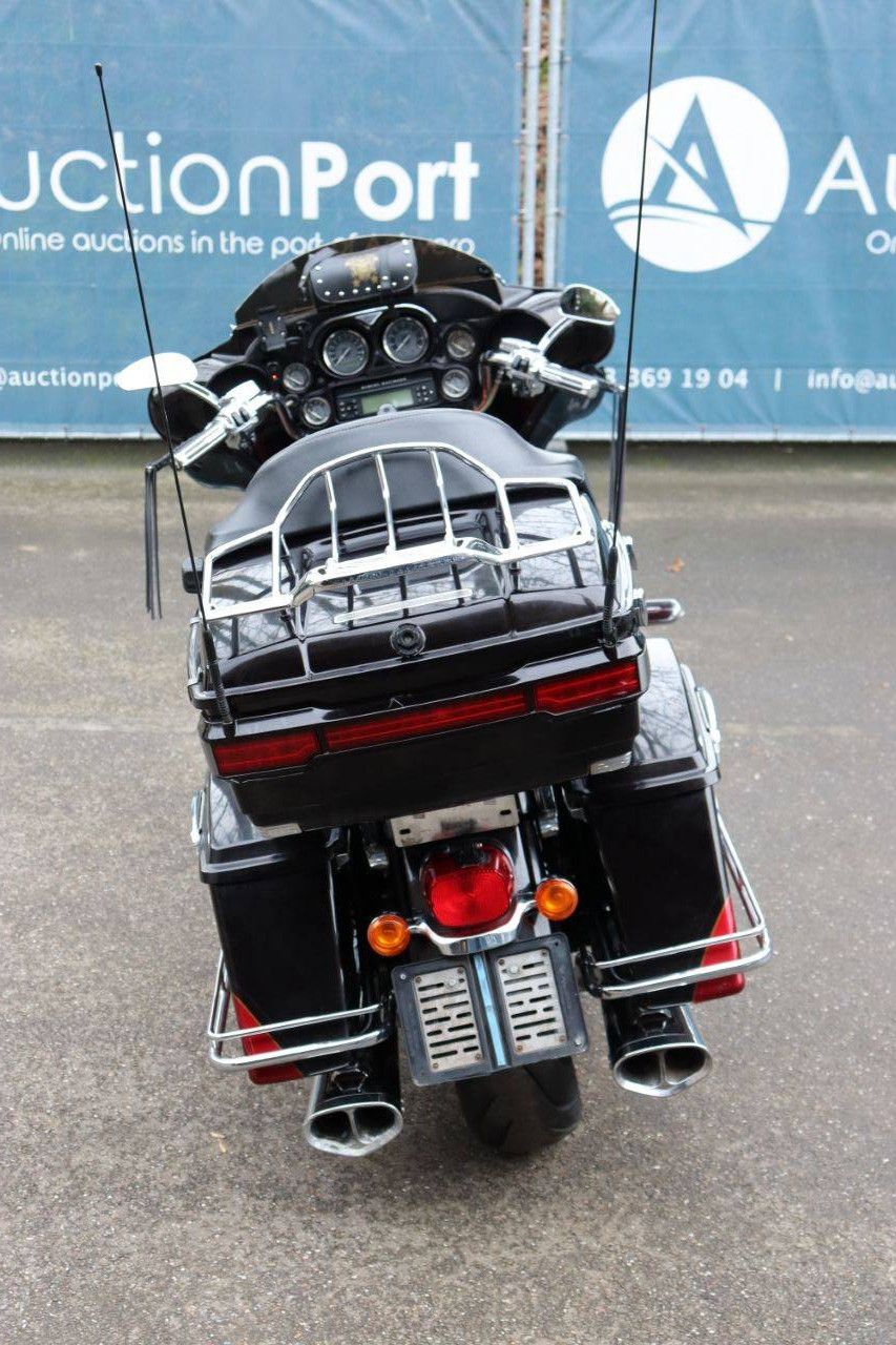 Motorrad Harley Davidson Ultra Classic CVO Benzin 2011