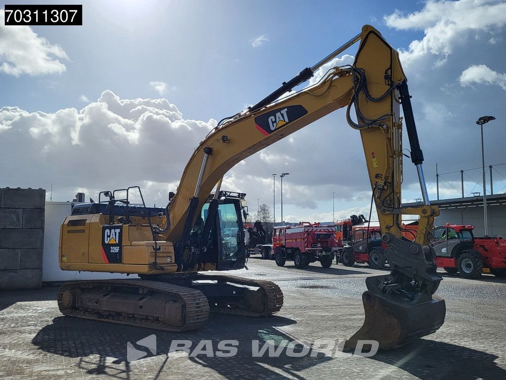 Caterpillar 326 F L