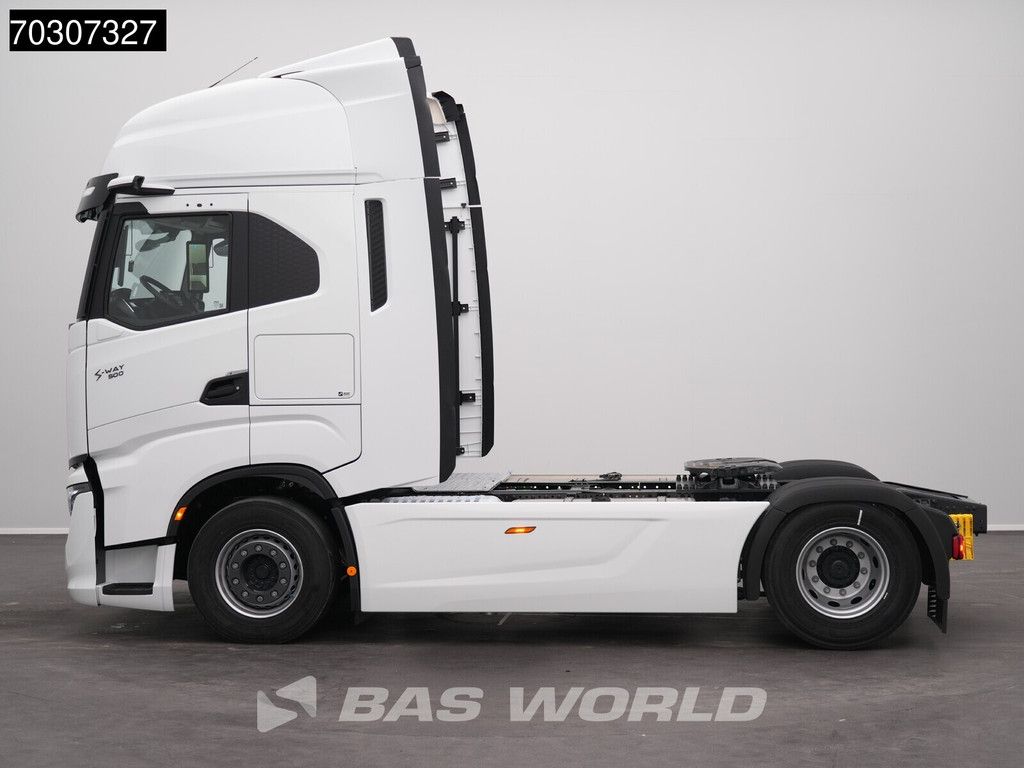 Iveco S-Way 500 4X2 NEW! 2xTanks HPEB Standklima ACC NAVI LED