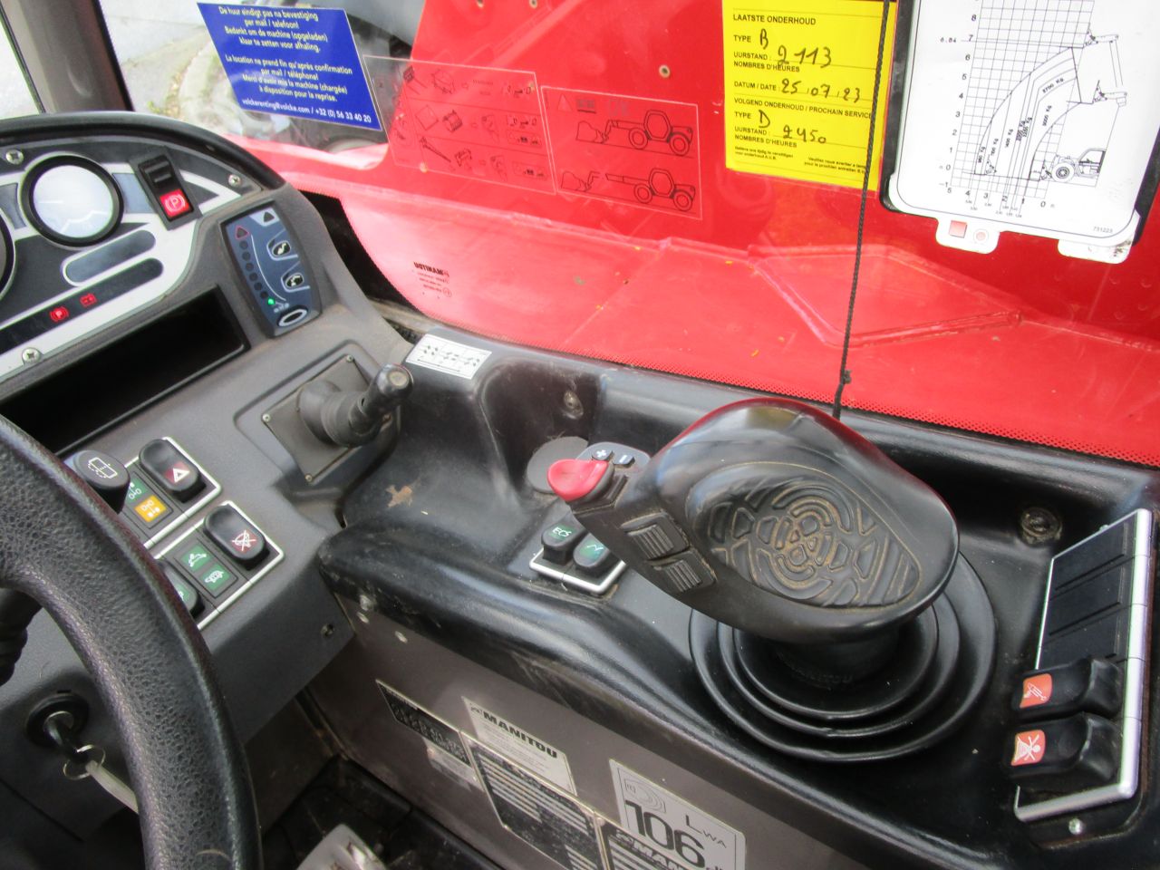 Manitou mvt mlt 730 2016 2300 uren merlo jcb