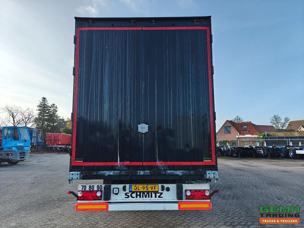 Schmitz Cargobull SCB S3B 3 Schmitz Axles - Enclosed Body - Lift Axle - Disc Brakes