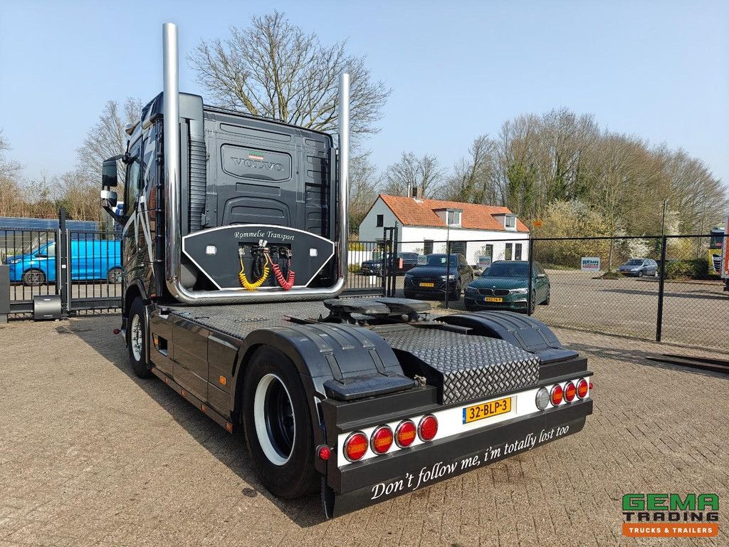 Volvo FH 420 4X2 Euro6C Sleeper Cab - Double Tank - SmartTacho V2 - ShowTruck - Special Interior - 02/2027 MOT