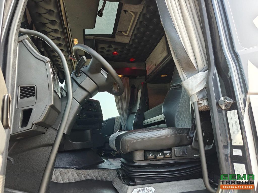 Volvo FH 420 4X2 Euro6C Sleeper Cab - Double Tank - SmartTacho V2 - ShowTruck - Special Interior - 02/2027 MOT