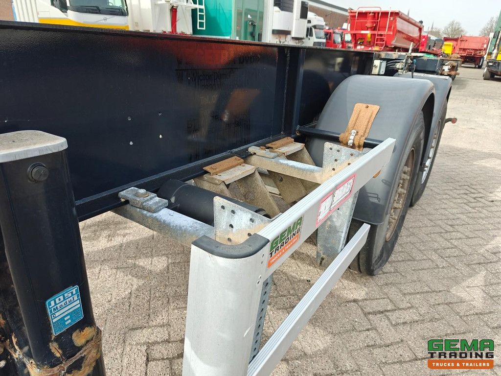 Renders EURO 700 20FT - 2 Axles Mercedes - Disc Brakes - 2960 KG