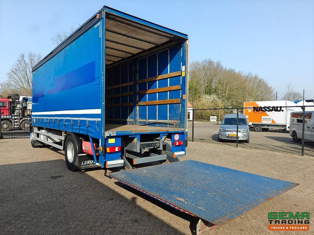 DAF FA LF280 4x2 Dagcab Euro6 - Schuifzeilenbak 7.5M - ADR AT - Laadklep 2500kg - HH Vloer