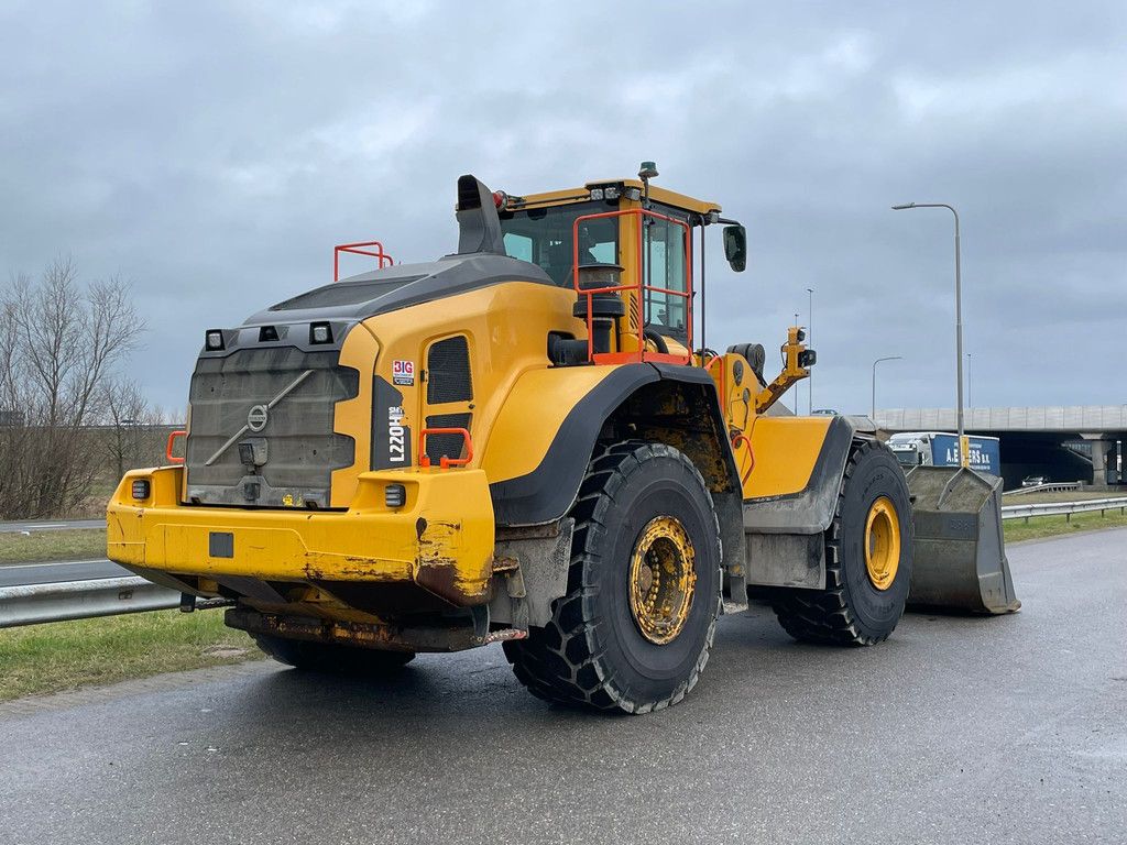 Volvo L220H
