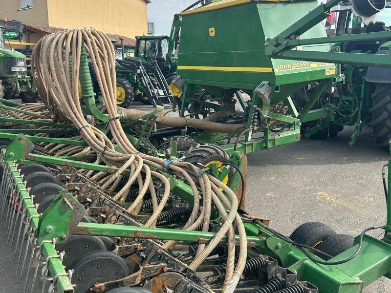 John Deere 740A
