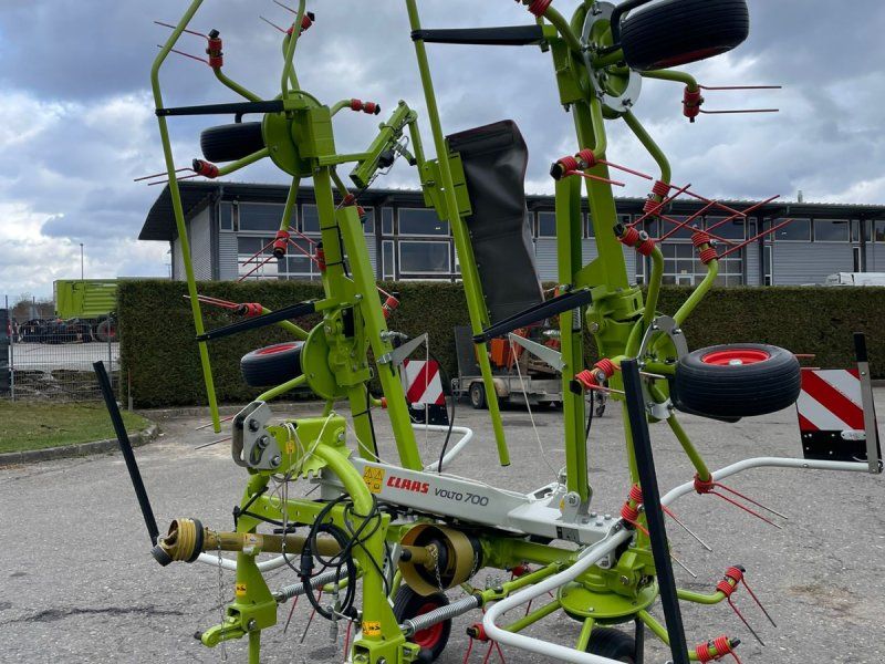Claas Volto 700