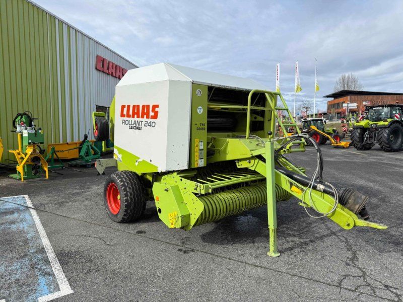 Claas ROLLANT240