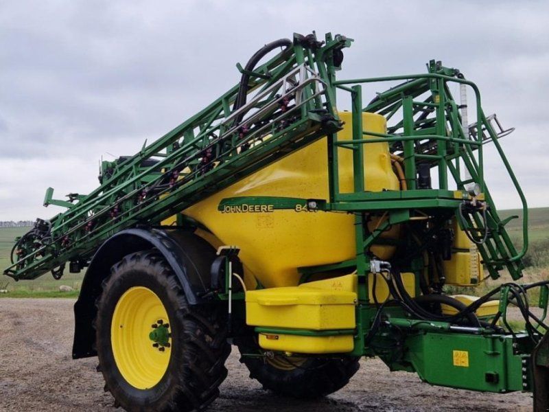 John Deere 840i