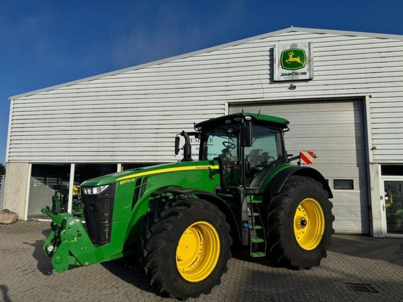 John Deere 8370R