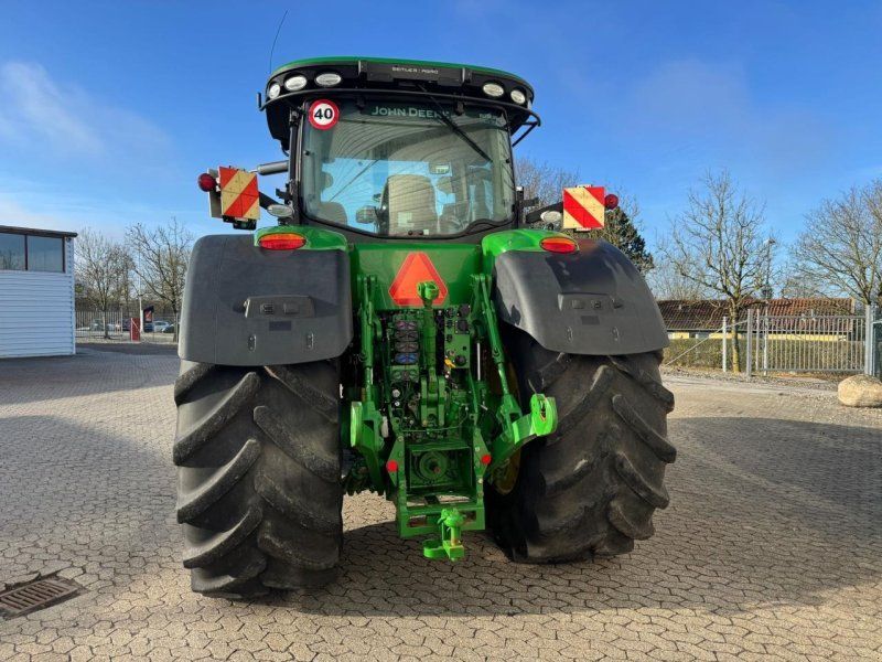 John Deere 8370R