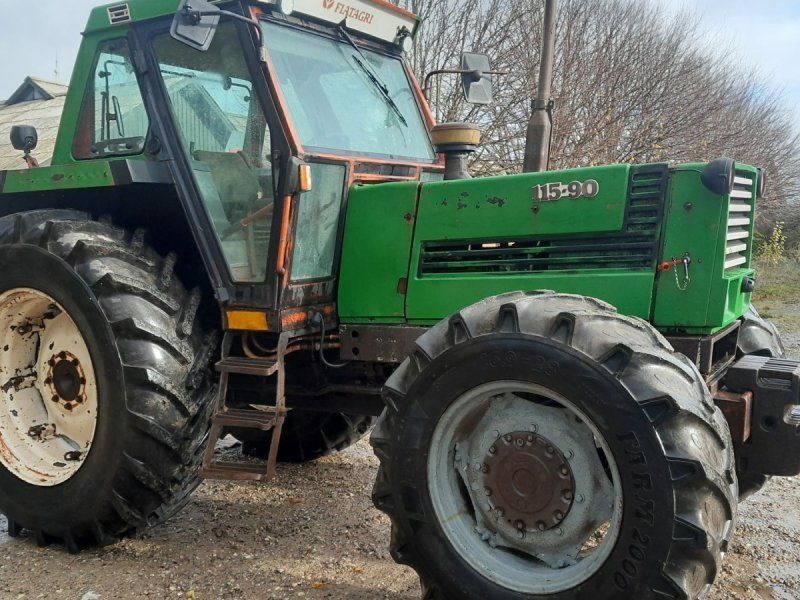 Fiat 115-90 DT Super Comfort med almindelig gearkasse Ikke Powershift