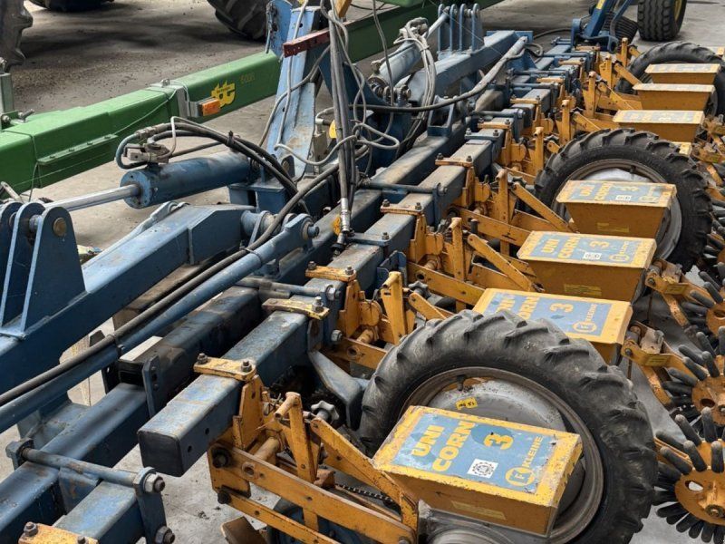 Kleine Unicorn 3, 12 rækket. 1 stk. markør skal rettes og svejses.