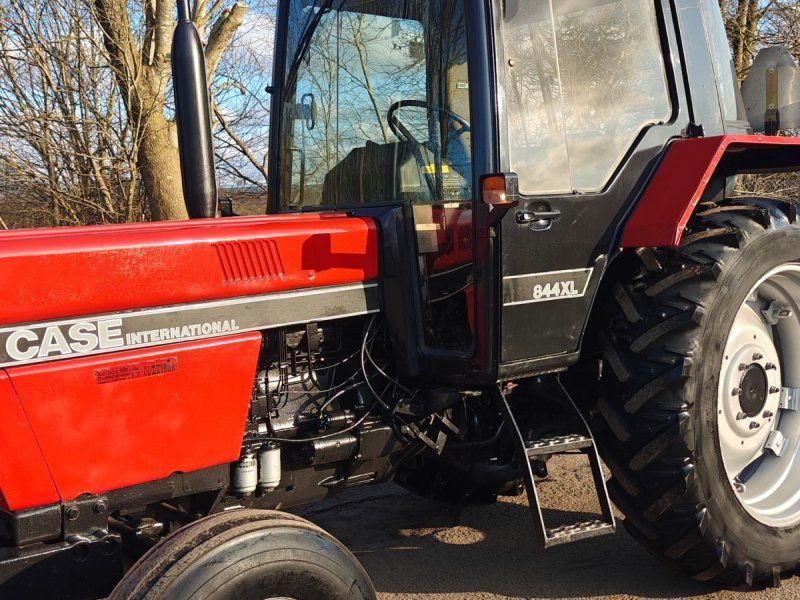 Case IH 844 XL