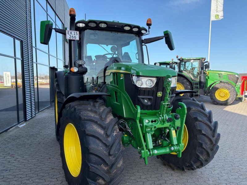 John Deere 6R 150