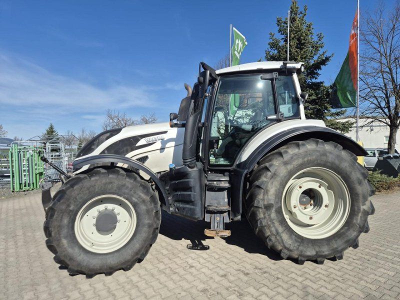Valtra T234 V
