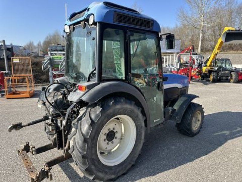 New Holland TN-V 75 VA DT Dual Command