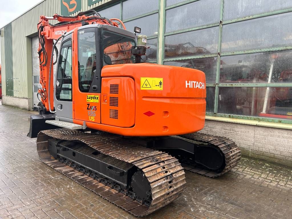 Hitachi ZX 135 US