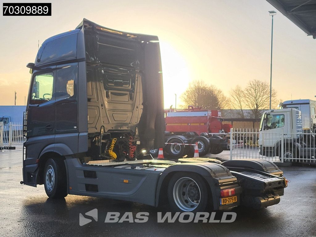 Mercedes Actros Actros 1842 4X2 NL APK 01-2027 GigaSpace Mega Retarder 2xTanks ACC Standklima Euro 6