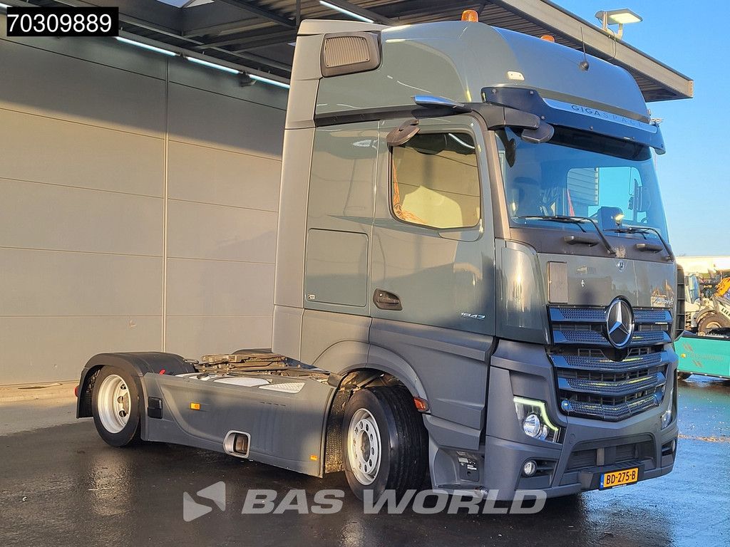 Mercedes Actros Actros 1842 4X2 NL APK 01-2027 GigaSpace Mega Retarder 2xTanks ACC Standklima Euro 6