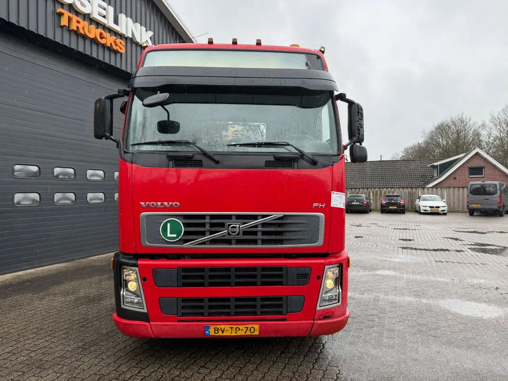 Volvo FH 440 4X2 Globetrotter NL Truck