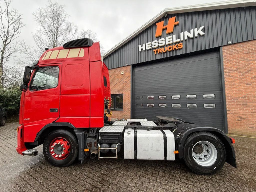 Volvo FH 440 4X2 Globetrotter NL Truck