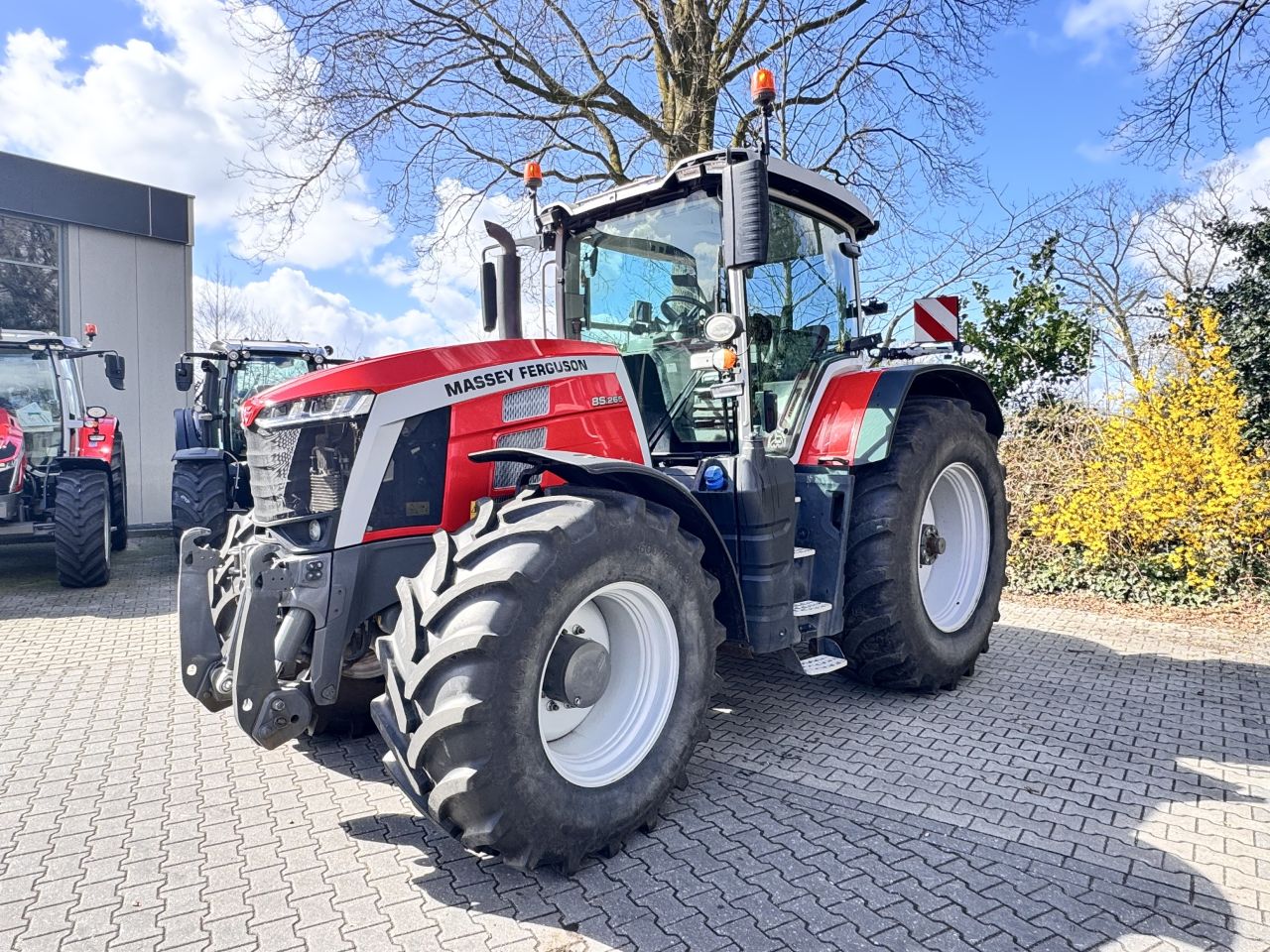 Massey Ferguson 8s.265