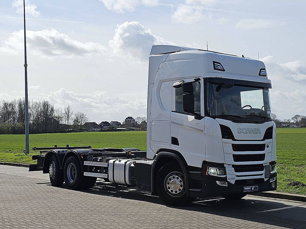 SCANIA R450 6x2*4