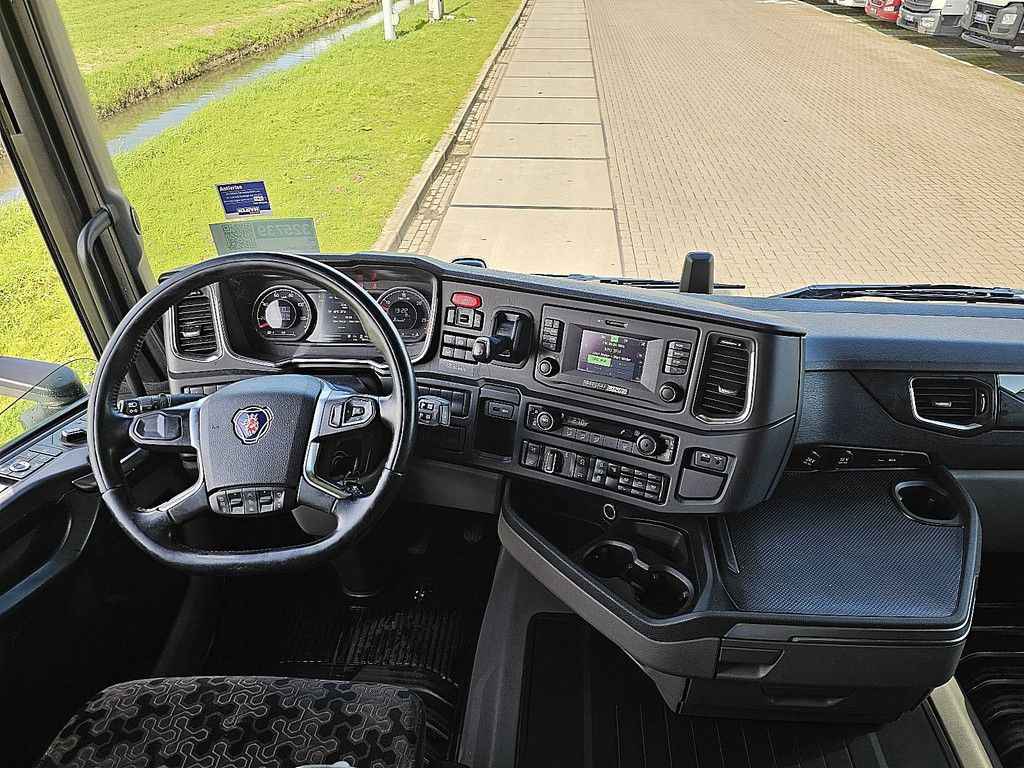 SCANIA R450 6x2*4