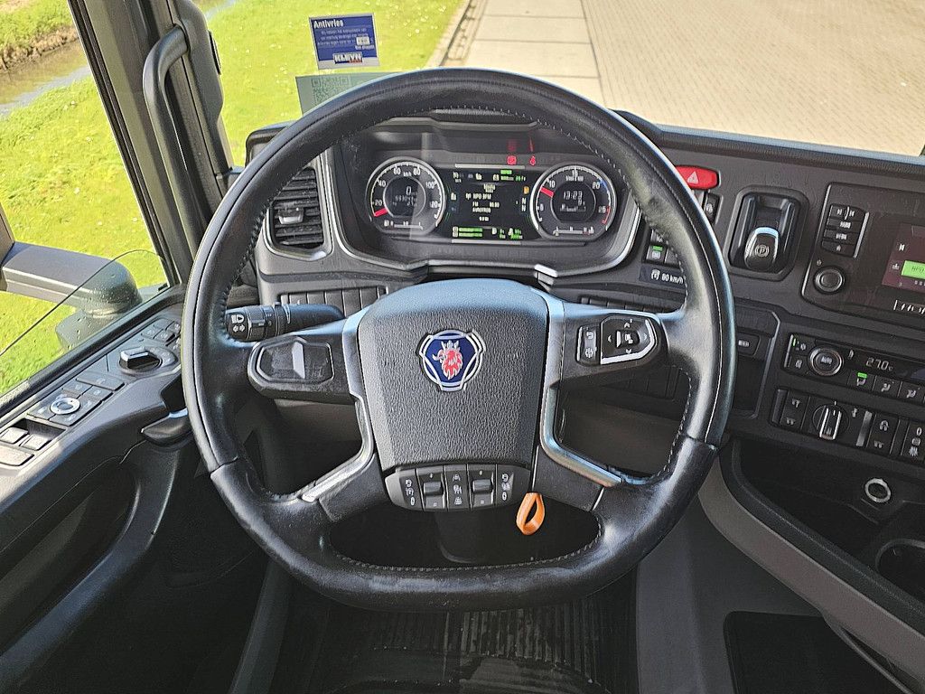 SCANIA R450 6x2*4
