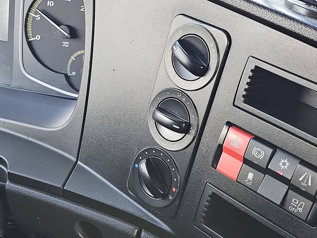 MERCEDES-BENZ ATEGO 816 manual airco