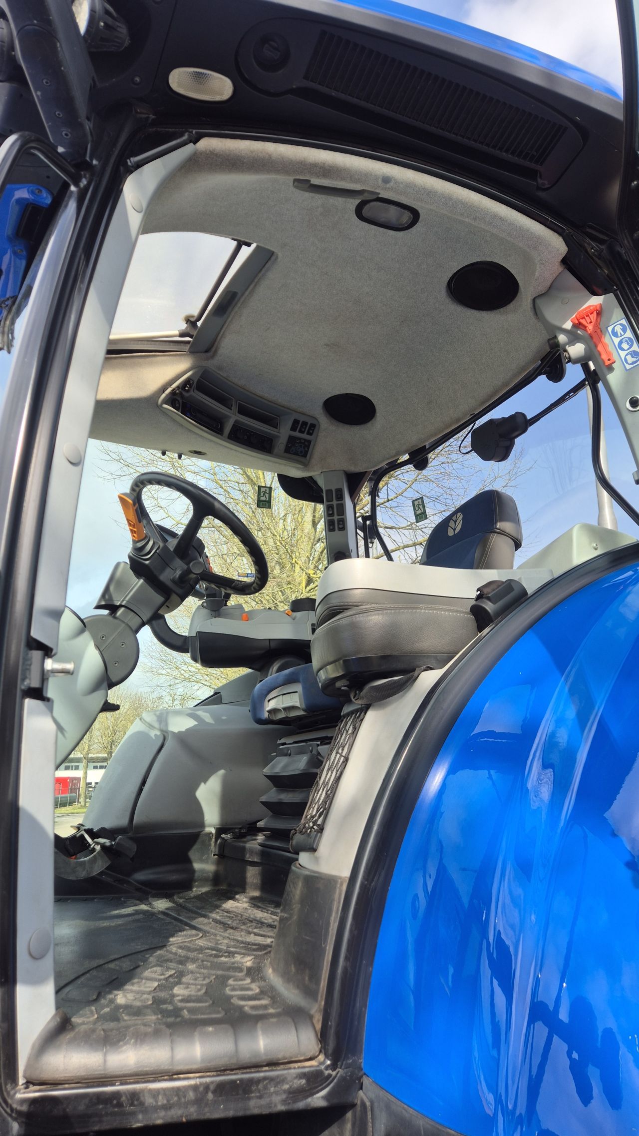 New Holland T7.290 HD AC 50Kmh. Lucht, Fronthef en PTO