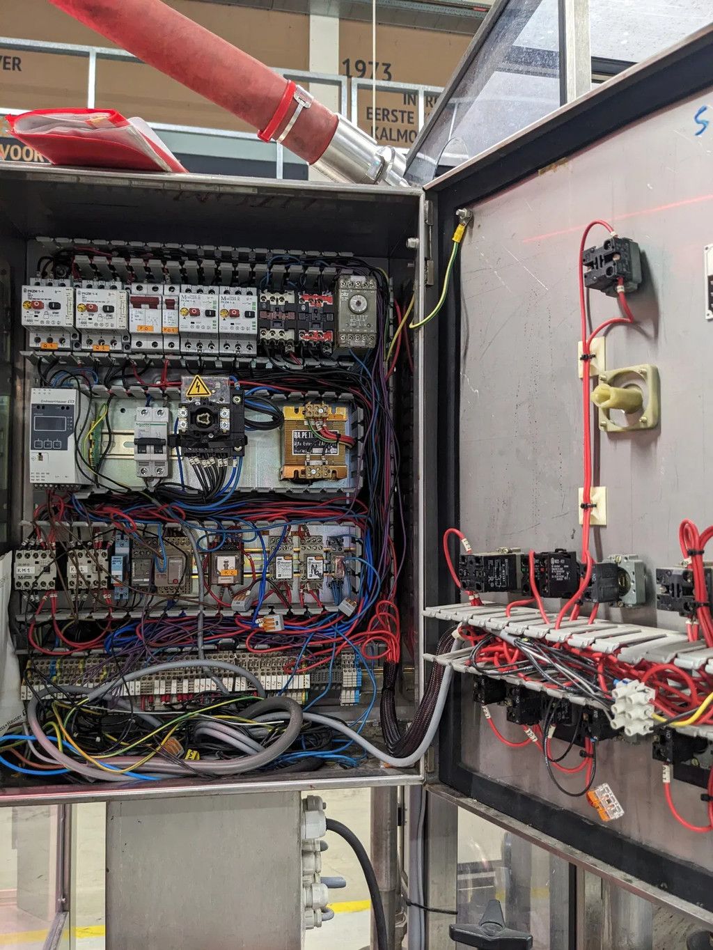 Overige Cobert / Bertolaso, Flessen vul-en sluit machine, Olympia 16 / Sigma 103