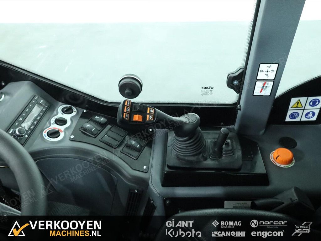 2026 Giant G3500 X-tra (Cabine) VK10594